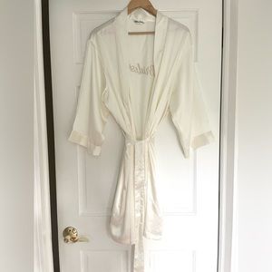 *5/$20 or 3/$15* Bridesmaid Ivory Satin Wedding Robe